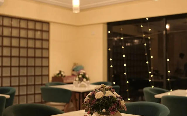 Sita Royal Lakside Chalet