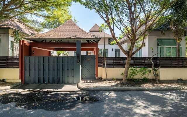 AnB Pool Villa 2BR Red in Pattaya