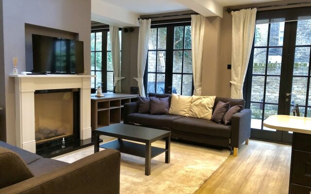 Claverton Street Apartment