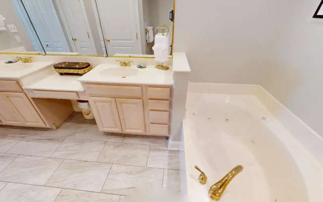 Desoto Beach Club 201