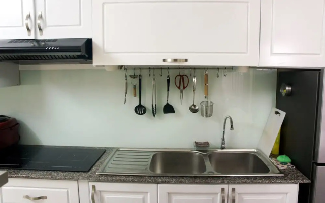 Sweet Apartment New and Shine
