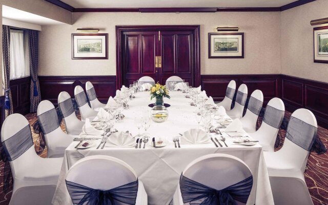 Mercure Livingston Hotel