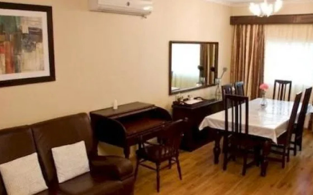 Fallsway Apartments Burley Court