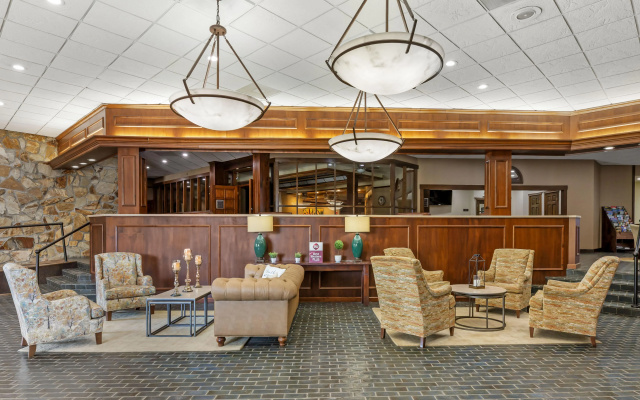 Best Western Plus Wooster Hotel & Conference Center