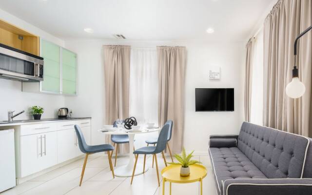 United Nations Apartment Hotel