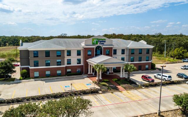 Holiday Inn Express & Suites Hearne, an IHG Hotel