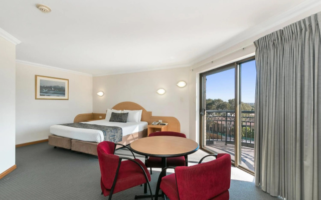 Great Eastern Motor Lodge – Guest Rooms – Perth