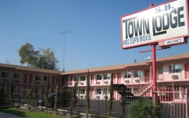 Town Lodge