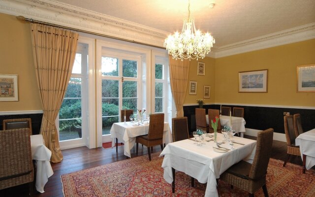 Albert Cottage Hotel