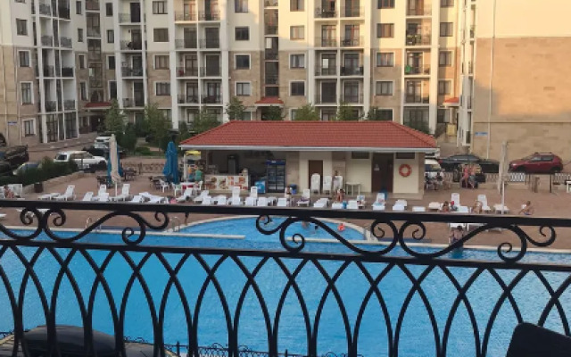 Apartments on Mira Street
