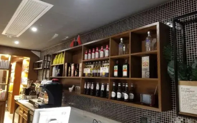James Joyce Coffetel Hotel (Huangshan Scenic Area Transfer Center)