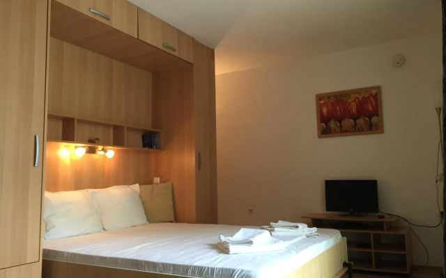 Complex Sands Holiday Apartments