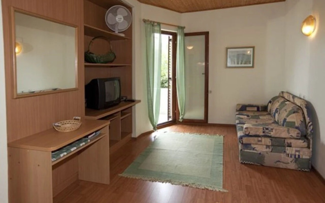 Durda1 - 50 m From Beach - B2
