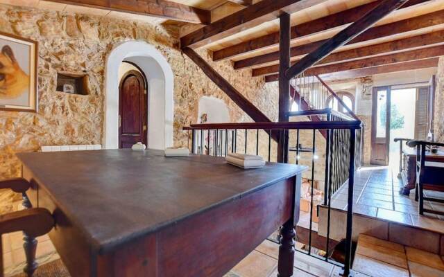 Villa - 4 Bedrooms with Pool - 107803