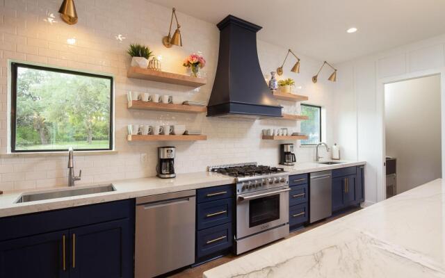 The White House on the Horseshoe