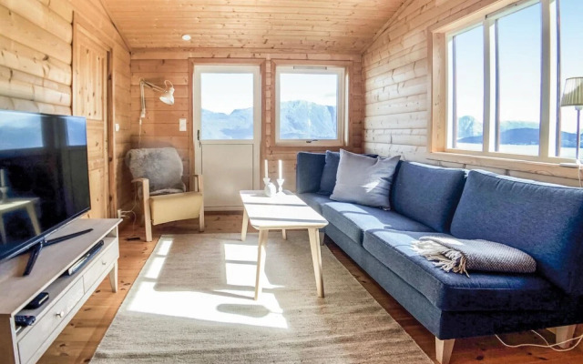 Nice Home in Norheimsund With 4 Bedrooms and Wifi