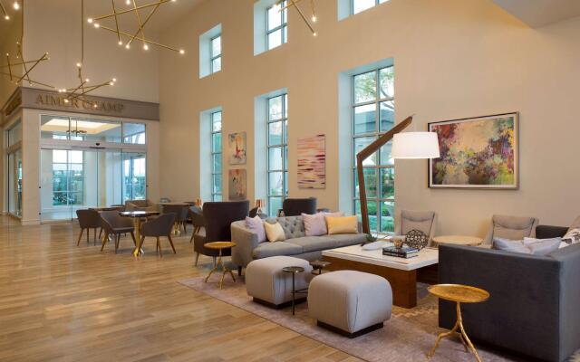 DoubleTree by Hilton Hotel Dallas – Love Field