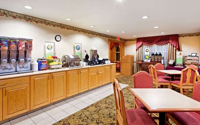 Country Inn & Suites by Radisson, Harrisburg Northeast - Hershey