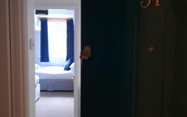Cavendish Court