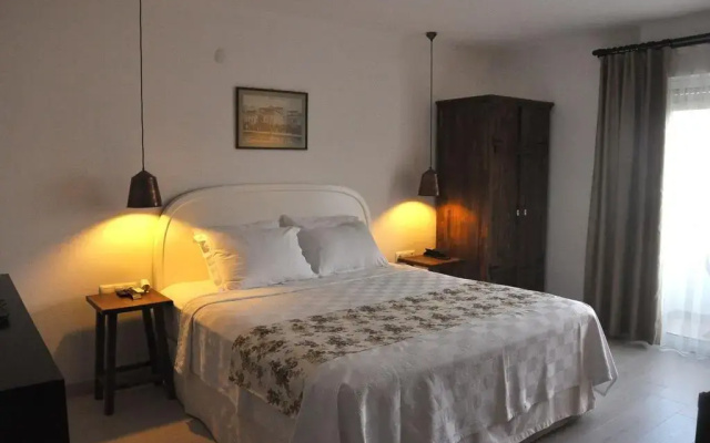 Hotel Rustic