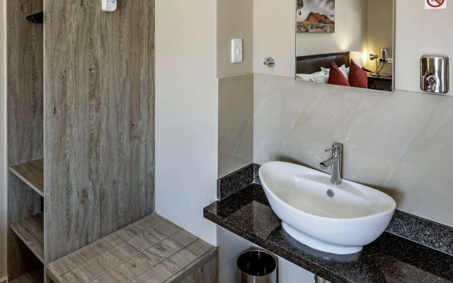 Springbok Inn by Country Hotels