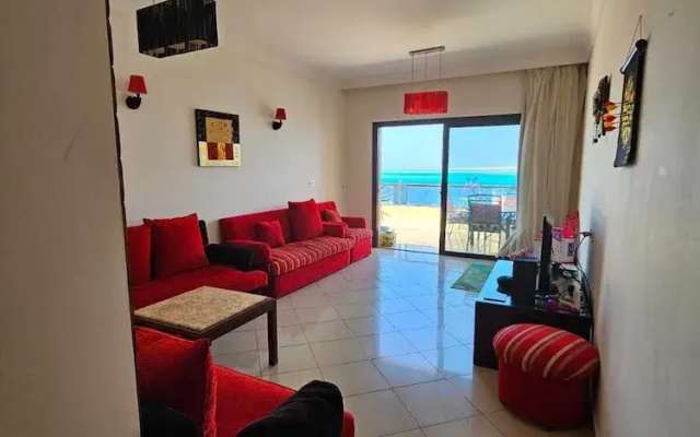 Stunning Sea View 1-bed Apartment in Hurghada