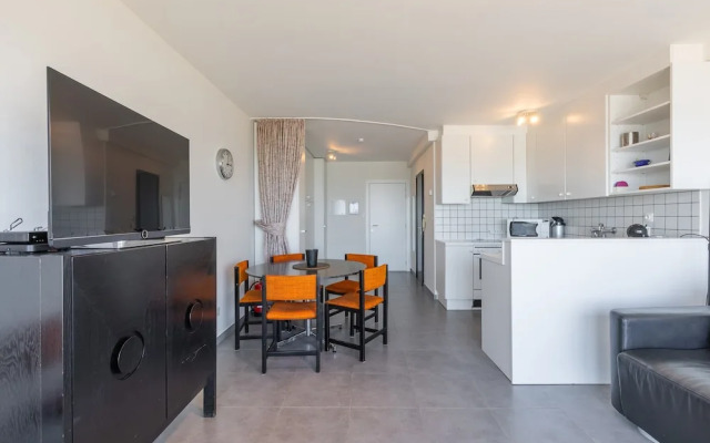 Apartment With Terrace in Middelkerke