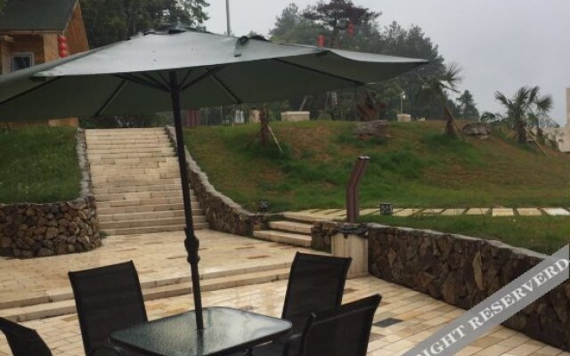 Yinxin'gu Treehouse Hotel