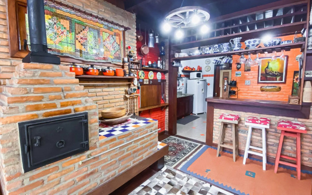 Locar-in Gramado - Meu Cantinho na Serra 10 pax