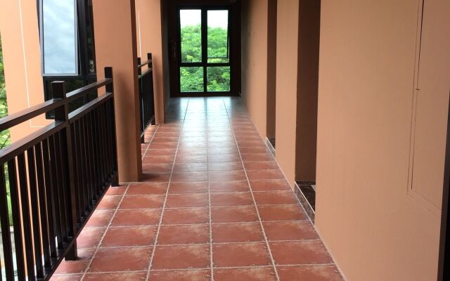 B&Y Residence