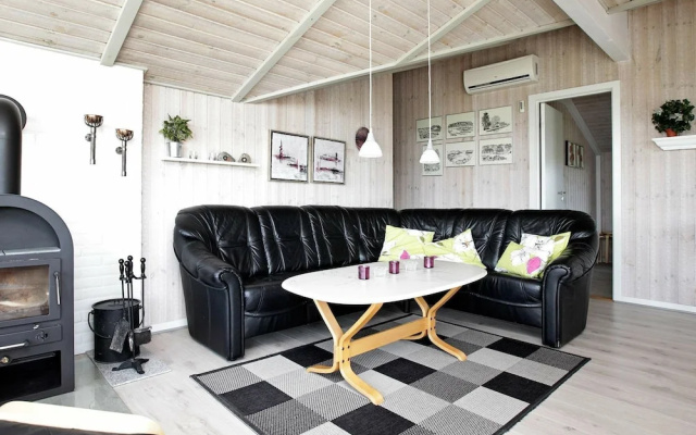 Sprawling Holiday Home at Hvide Sande With Indoor Whirlpool