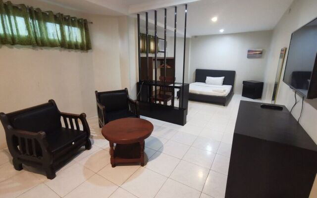 Kingsville Hotel
