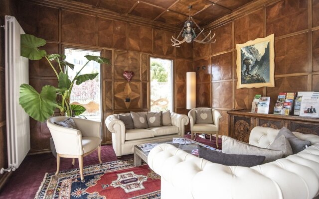 Apart-hotel Adler Moena