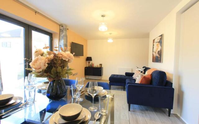Cabot Mews Apartment 7