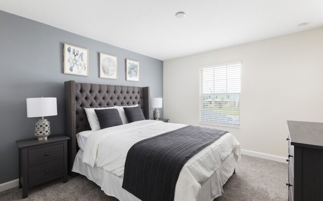 Champions Gate-ru1082