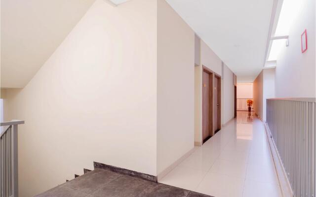 OYO 115 Portal Residence
