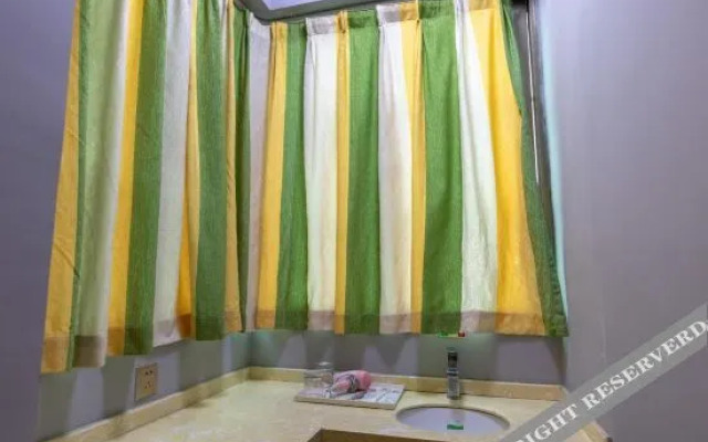 Yue Youth Apartment (Shenzhen Longmen Branch)