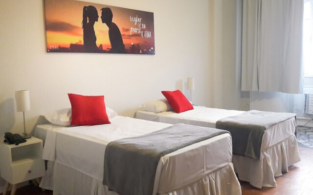 CLH SUITES Copacabana Domingos Ferreira