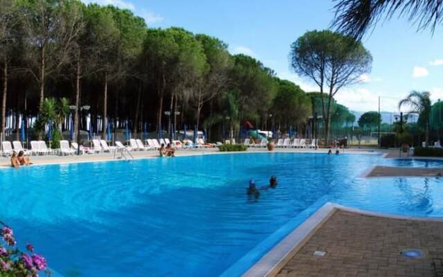 Happy Camp in Camping Villaggio Thurium