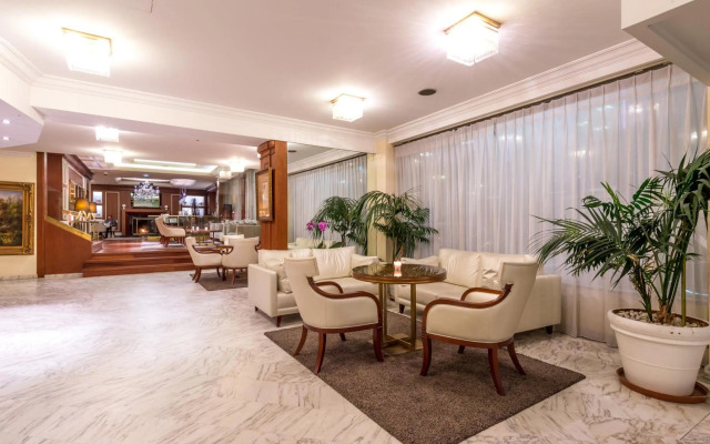 Hotel Century