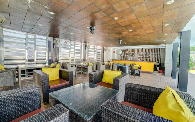 Fabhotel King S Court