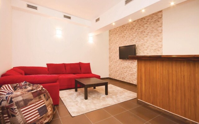 Nice Home in Skradin with Hot Tub, WiFi & 4 Bedrooms