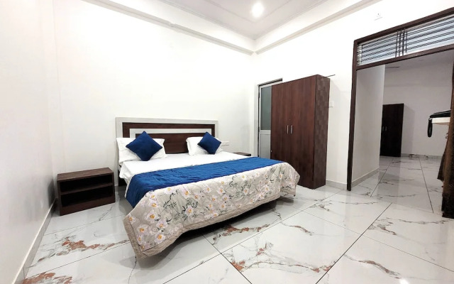 Hotel Ram Ghat Inn