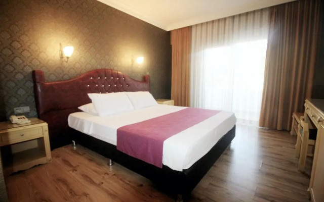 Voxx In Family Club (  EX.ARMAR )