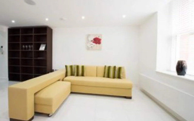 Albany House Apartment Central London