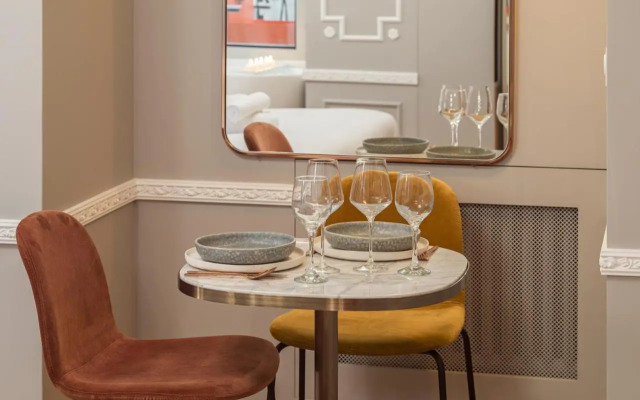 The Orange Haussmann