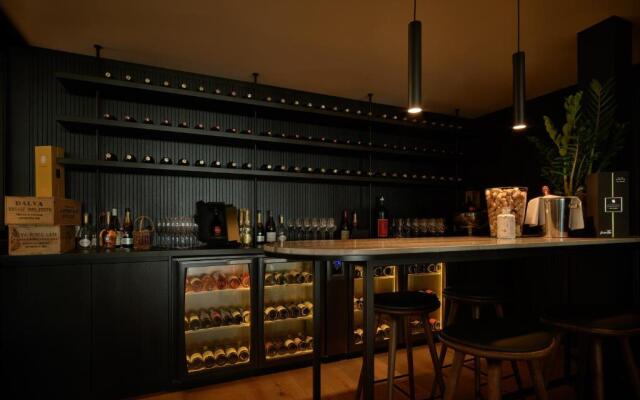 Hotel de Blanke Top