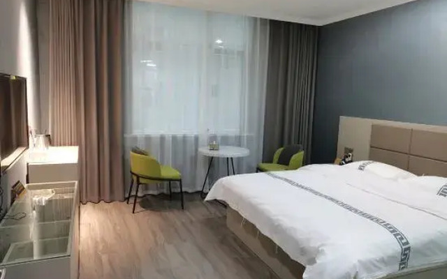 Fangcheng Tianxiang Hotel