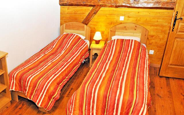 Chalet In Les Menuires-Praranger With Balcony