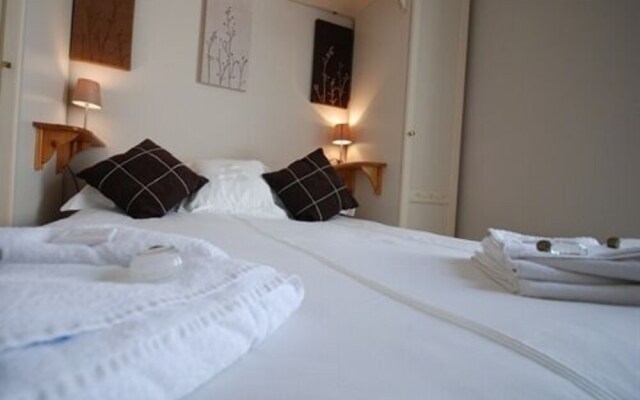 Roseglen Hotel